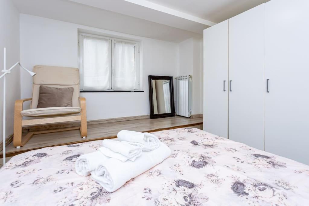 Apartment Adorno 2 - Affitti Brevi Italia เจนัว ภายนอก รูปภาพ