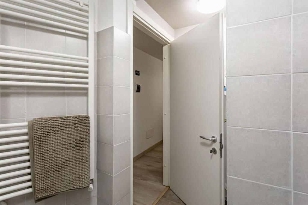 Apartment Adorno 2 - Affitti Brevi Italia เจนัว ภายนอก รูปภาพ