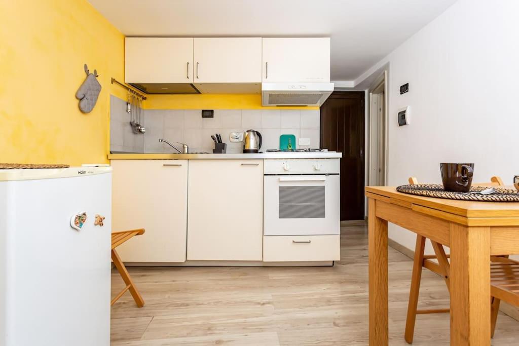 Apartment Adorno 2 - Affitti Brevi Italia เจนัว ภายนอก รูปภาพ