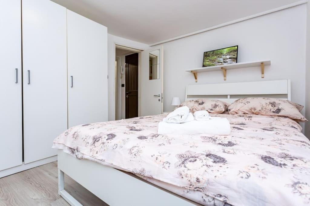 Apartment Adorno 2 - Affitti Brevi Italia เจนัว ภายนอก รูปภาพ